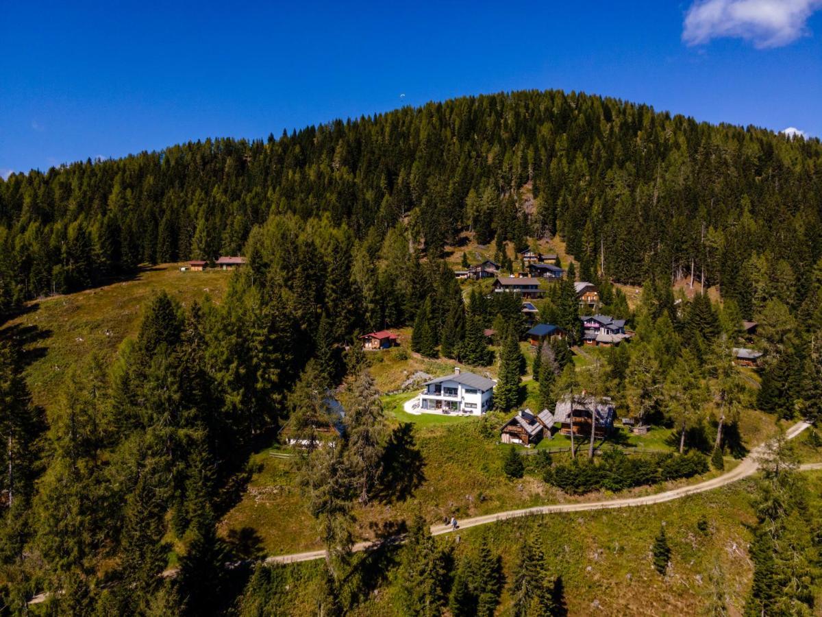 Gerlitzenzeit Apartman Treffen Kültér fotó